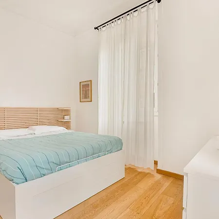 Atto Primo Zona Vicino Stazione